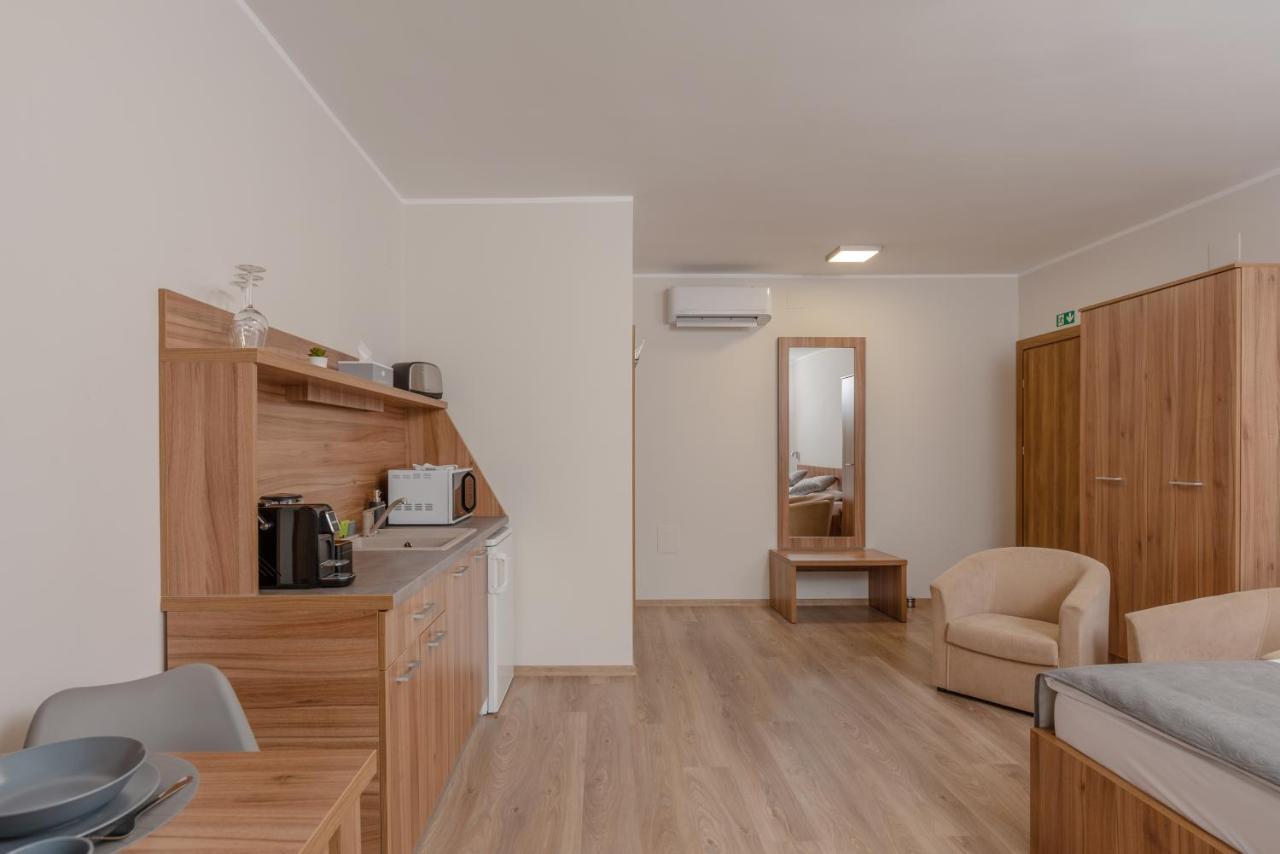 Hidfo Apartman-Nyugalom Szigetei Gyula Exteriér fotografie
