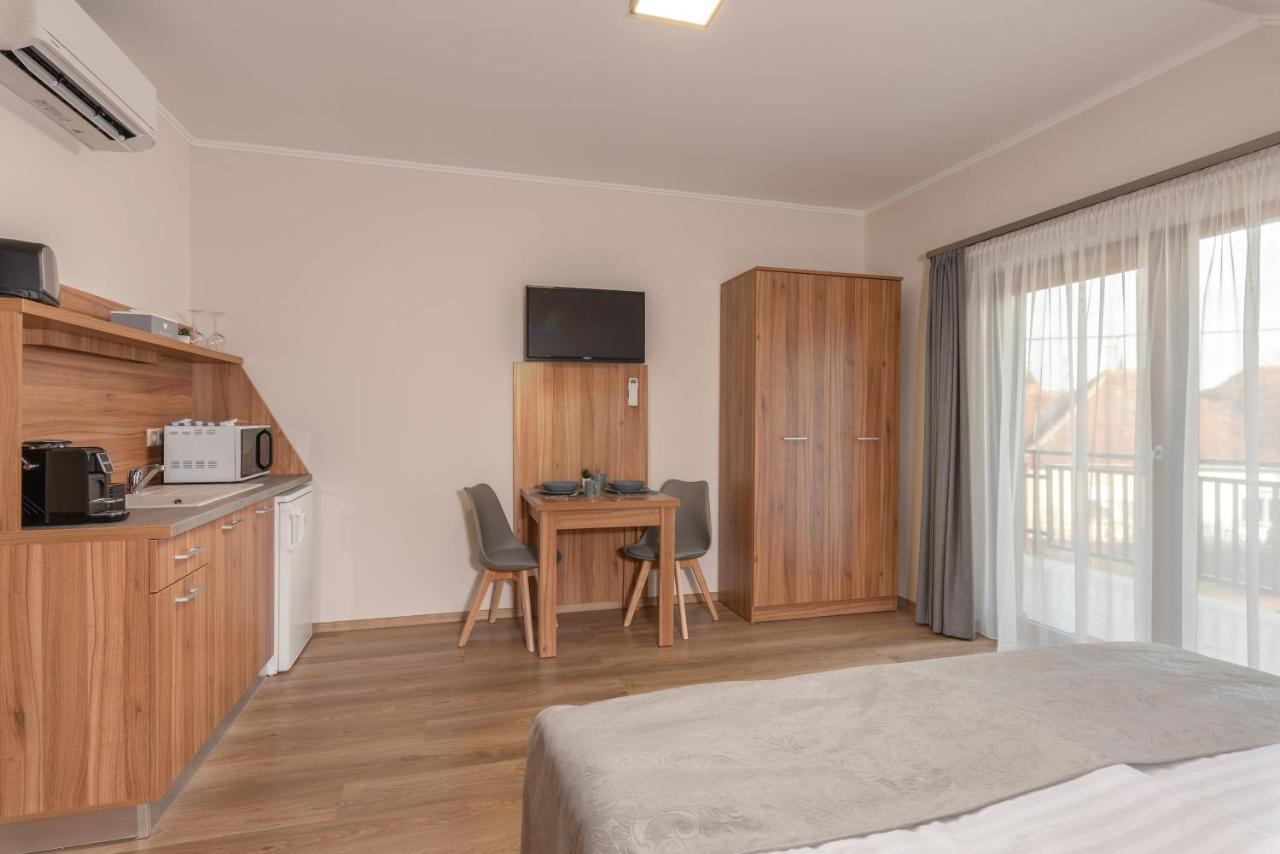 Hidfo Apartman-Nyugalom Szigetei Gyula Exteriér fotografie