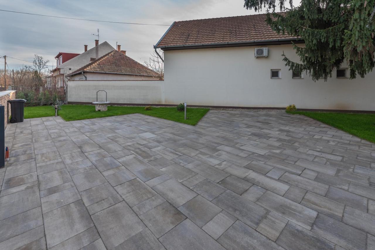 Hidfo Apartman-Nyugalom Szigetei Gyula Exteriér fotografie